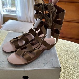 Muse & Cloud Gladiator Lace up sandal